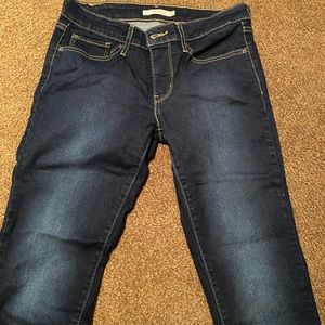 Dark blue 711 Levi skinny jean